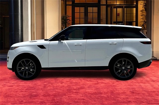 2025 Land Rover Range Rover Sport P360 SE photo 3