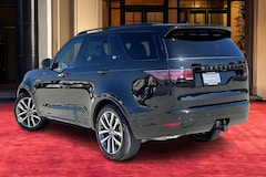 2025 Land Rover Discovery P360 Dynamic SE SUV