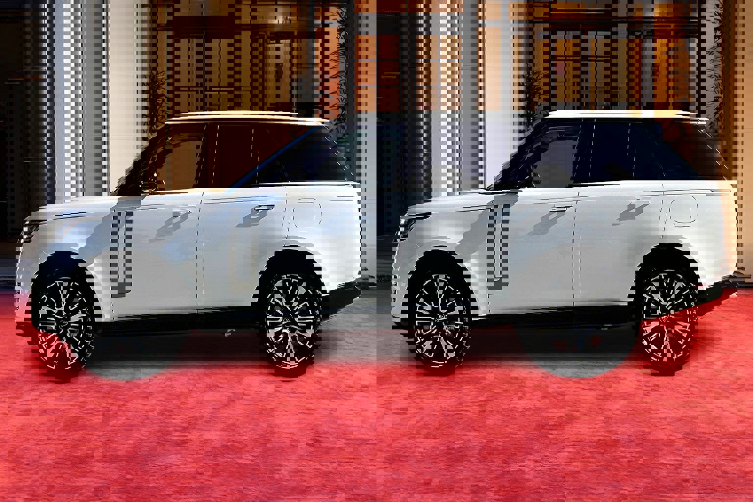 2025 Land Rover Range Rover SE photo 3