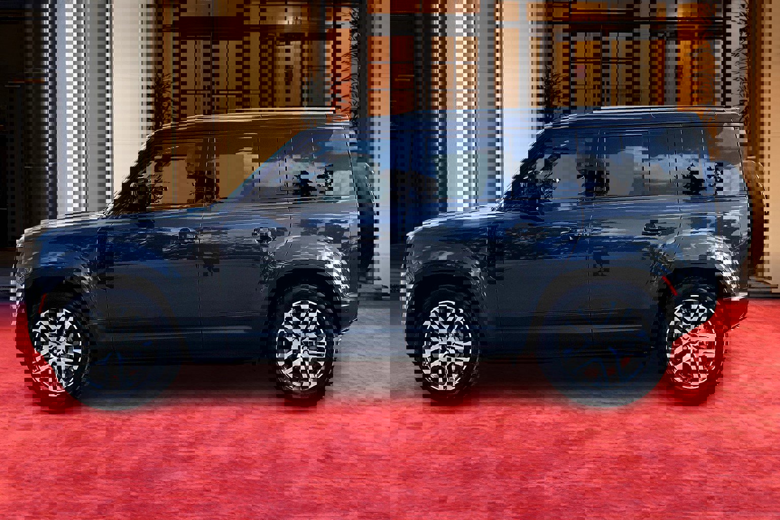 2026 Land Rover Defender 110 S photo 3