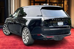 2025 Land Rover Range Rover P530 SE SUV