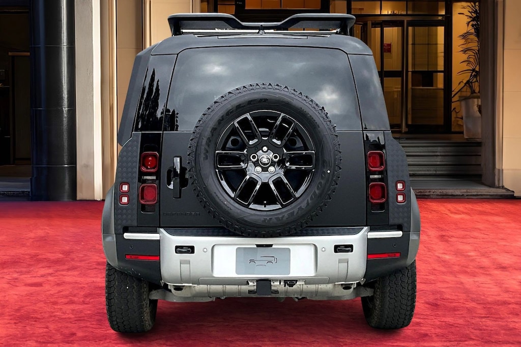 New 2025 Land Rover Defender 110 S SUV