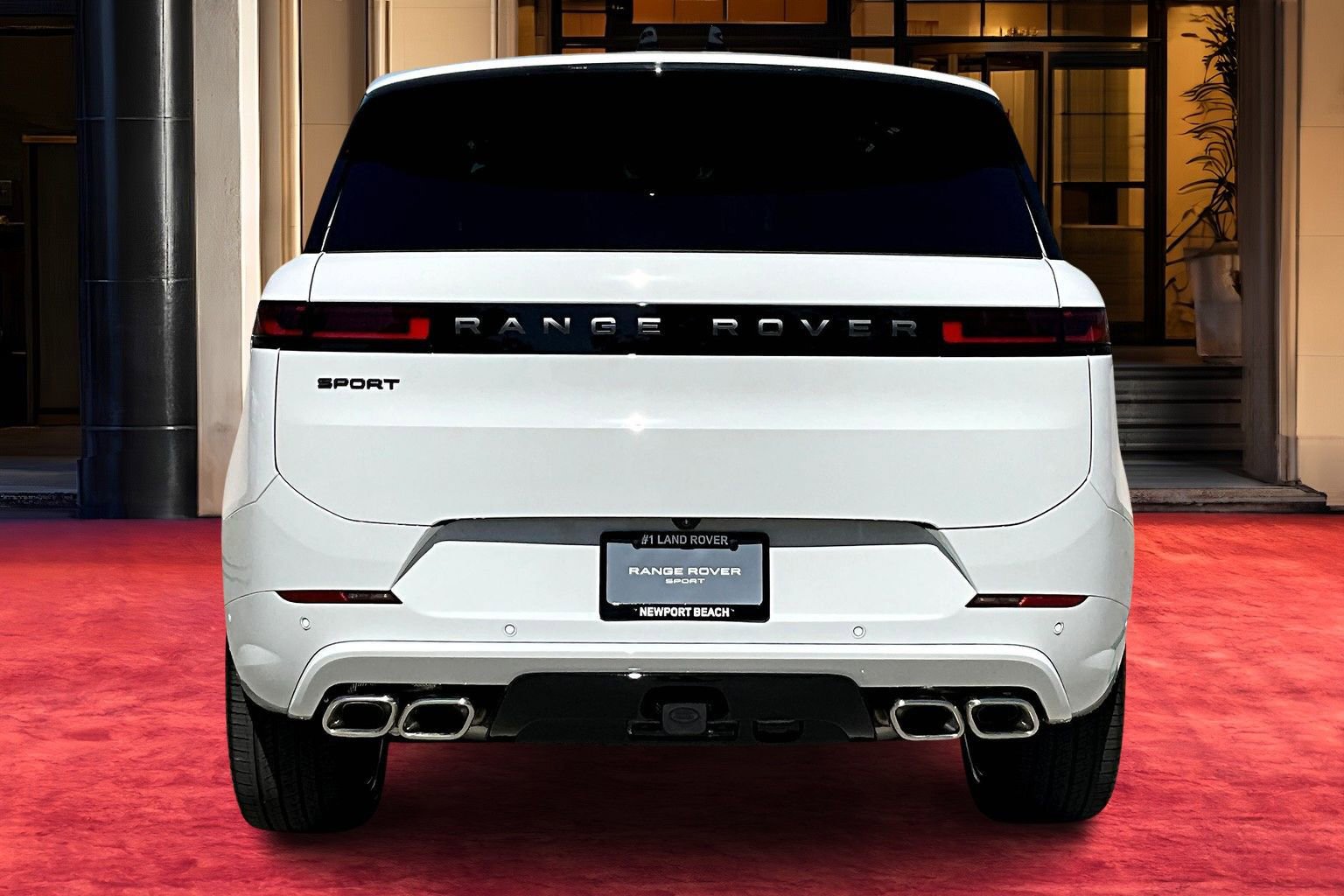 2025 Land Rover Range Rover Sport SE photo 4