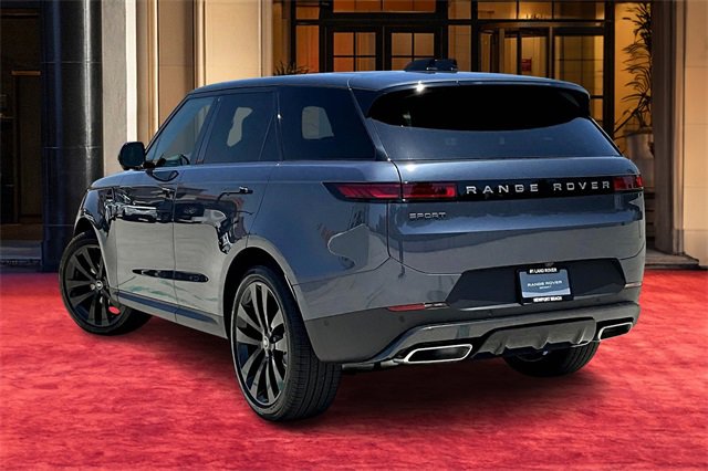 2025 Land Rover Range Rover Sport P360 SE photo 2