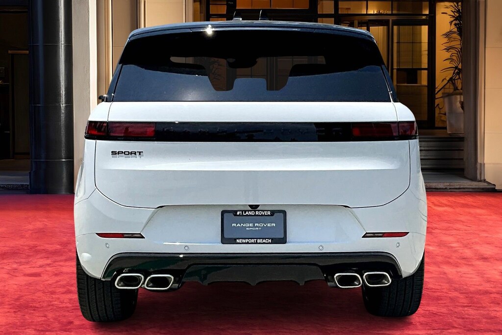 New 2025 Land Rover Range Rover Sport P530 Dynamic SE SUV