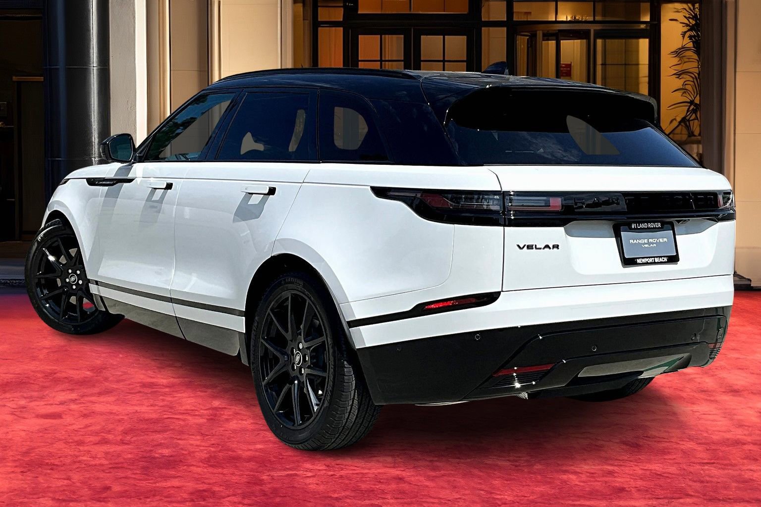 2026 Land Rover Range Rover Velar P250 Dynamic SE photo 2