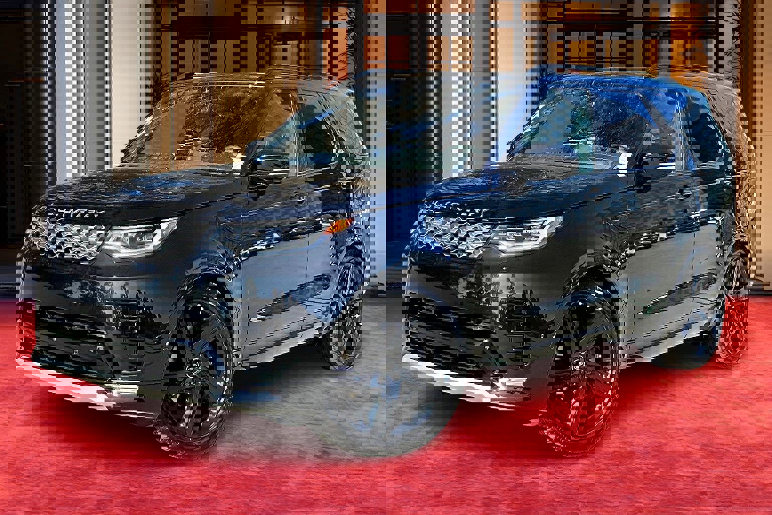 2026 Land Rover Discovery