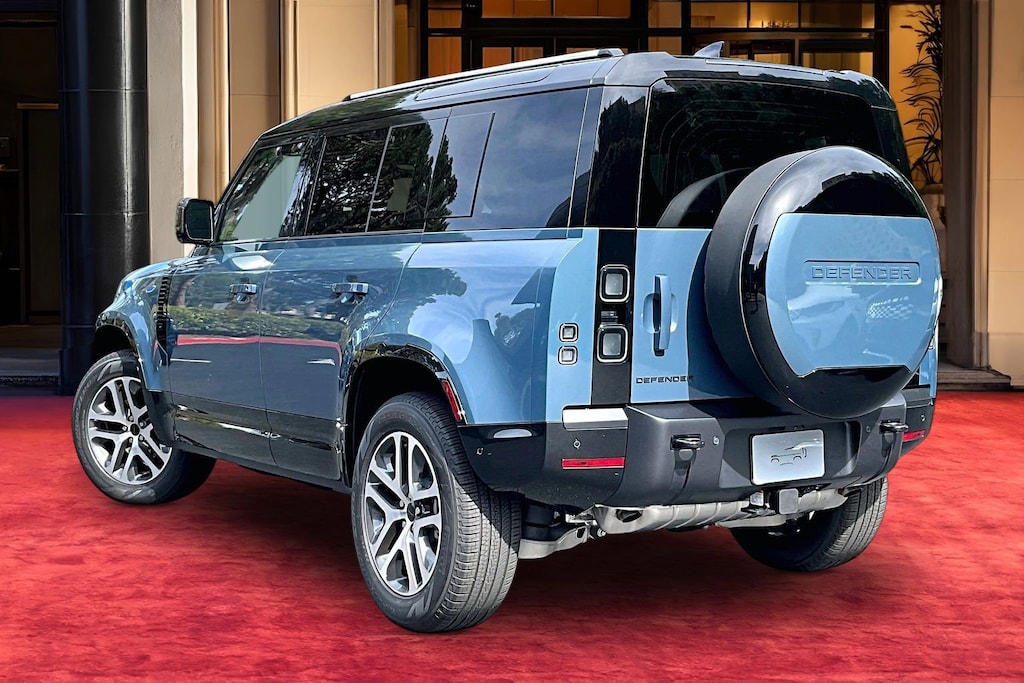 New 2026 Land Rover Defender 110 X-Dynamic SE SUV