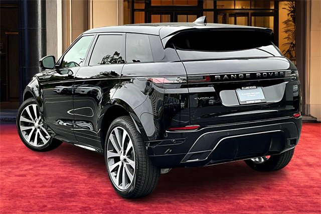2026 Land Rover Range Rover Evoque Dynamic SE photo 2
