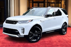2026 Land Rover Discovery Dynamic SE SUV