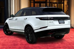 2026 Land Rover Range Rover Velar P250 Dynamic SE SUV
