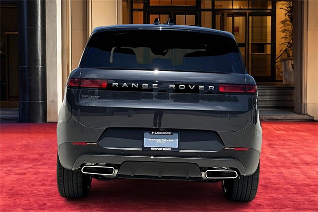 2025 Land Rover Range Rover Sport P360 SE photo 4
