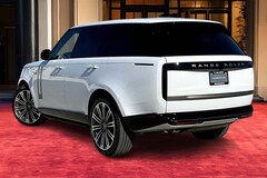 2025 Land Rover Range Rover P530 SE SUV
