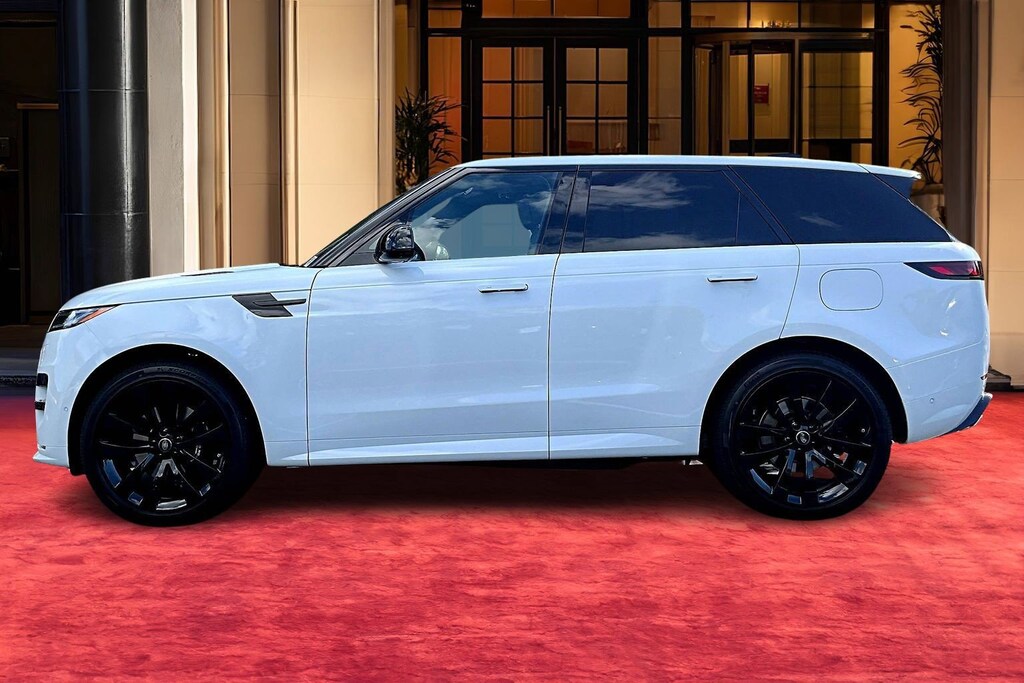 New 2025 Land Rover Range Rover Sport P460 Dynamic SE SUV