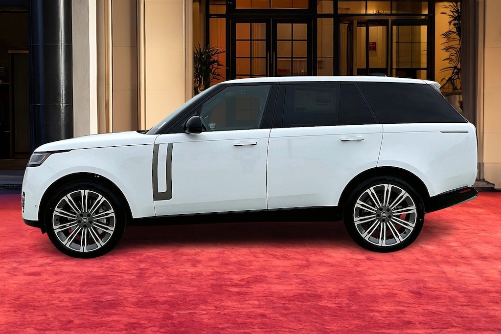 New 2025 Land Rover Range Rover P530 SE SUV