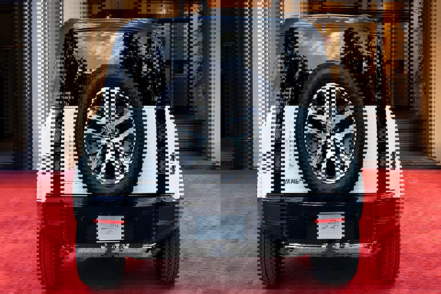 2026 Land Rover Defender 110 S photo 4