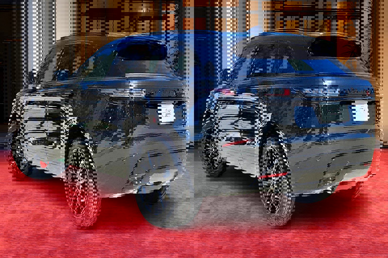 2026 Land Rover Range Rover Velar P250 Dynamic SE photo 2