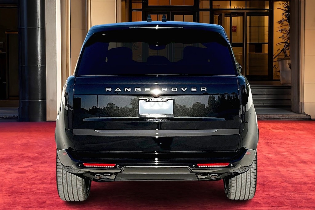 New 2025 Land Rover Range Rover P530 SE SUV