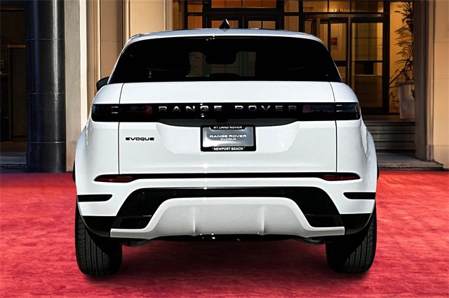 2026 Land Rover Range Rover Evoque Dynamic SE photo 4