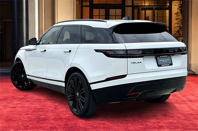 2026 Land Rover Range Rover Velar SE photo 2