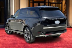 2025 Land Rover Range Rover P530 SE 7 Seat SUV