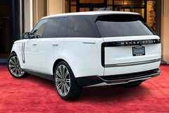 2025 Land Rover Range Rover P530 SE SUV