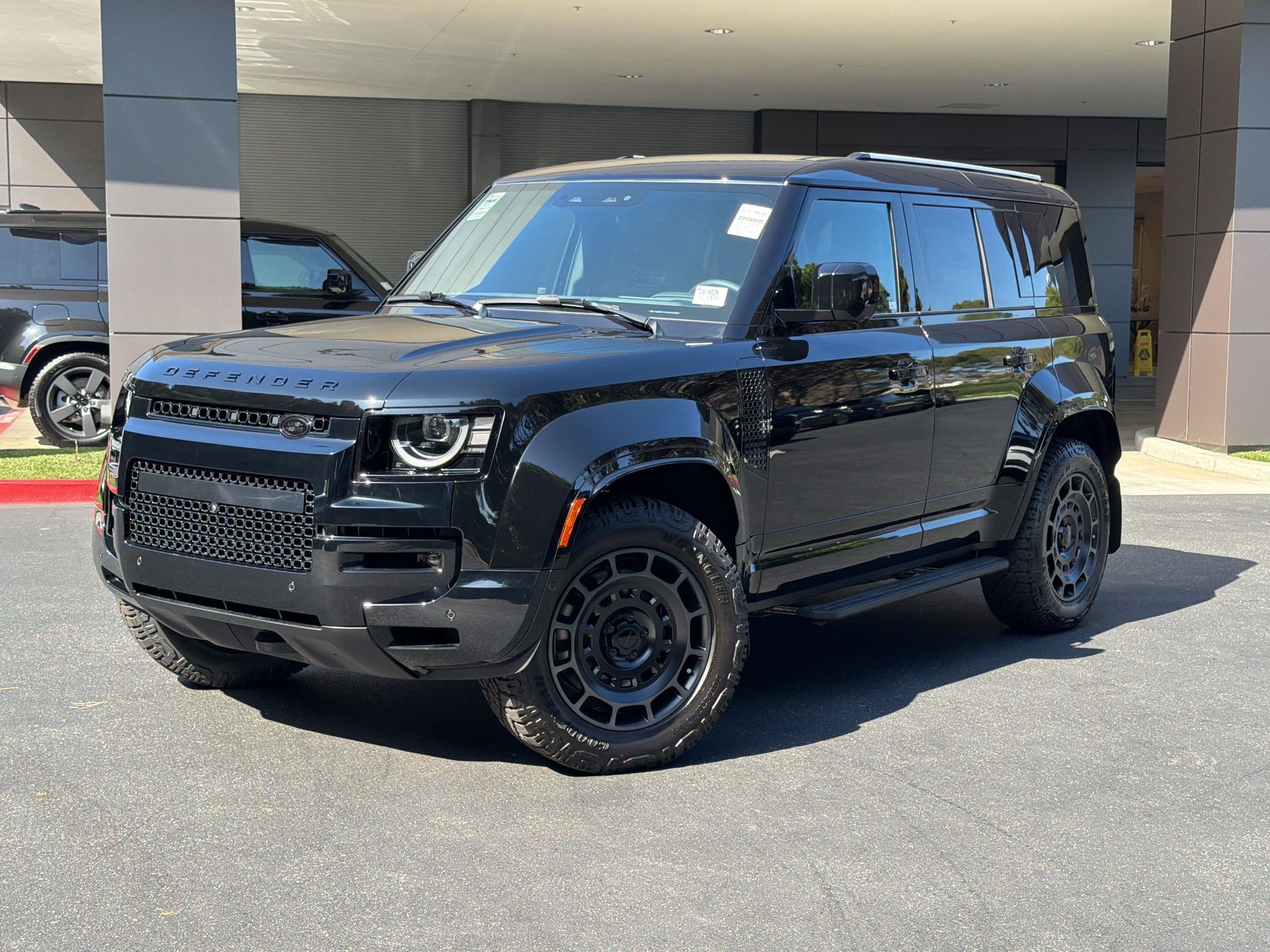 2026 Land Rover Defender 110