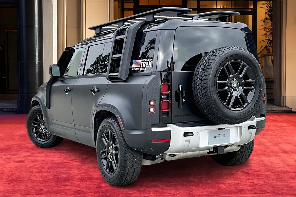 New 2025 Land Rover Defender 110 S SUV