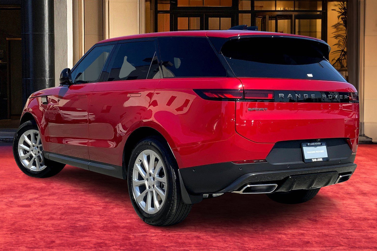 2025 Land Rover Range Rover Sport P360 SE photo 2