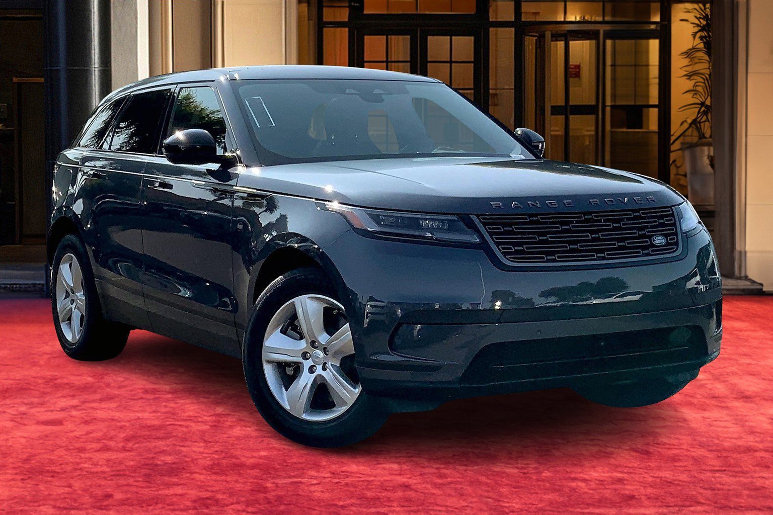 2026 Land Rover Range Rover Velar P250 S photo 2