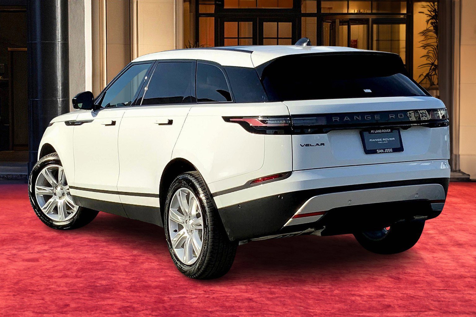 2025 Land Rover Range Rover Velar P250 S photo 2