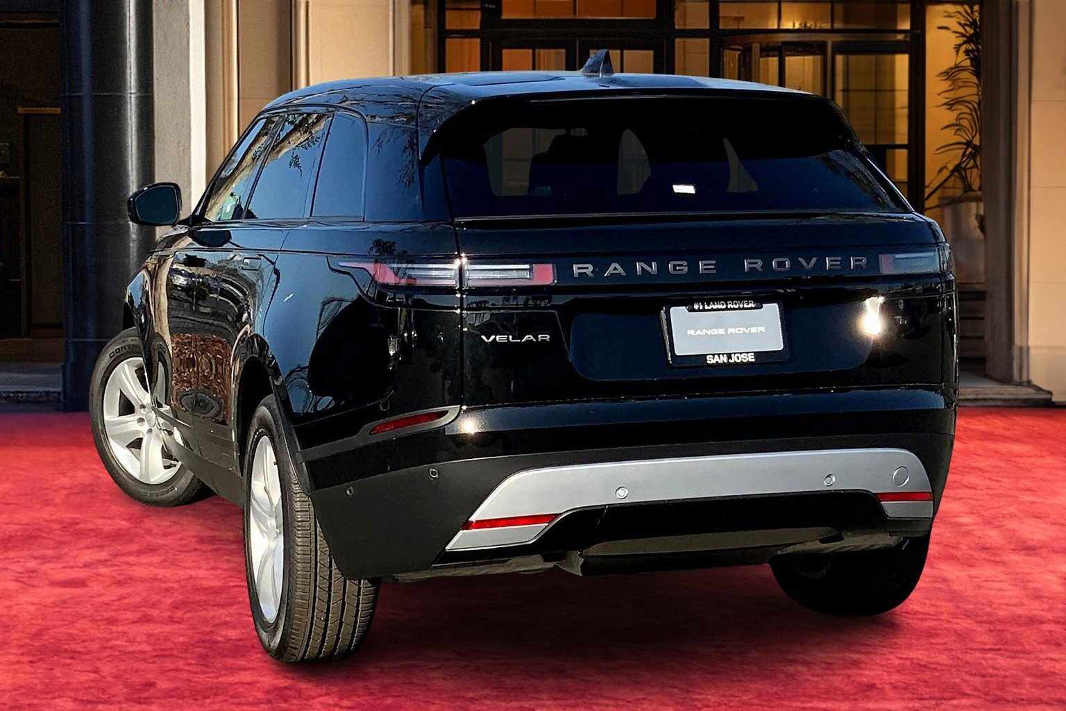 2025 Land Rover Range Rover Velar P250 S photo 2