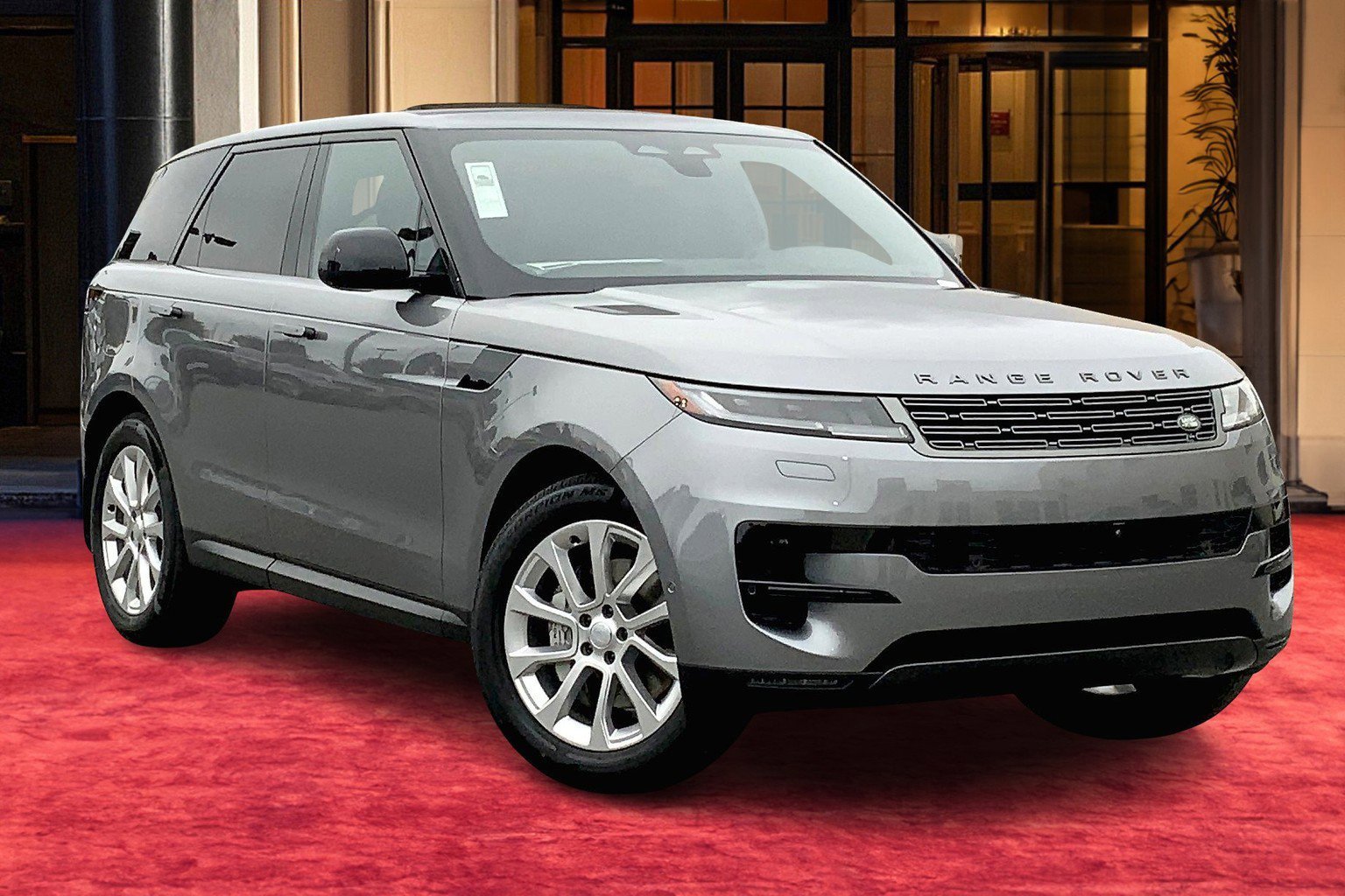 2025 Land Rover Range Rover Sport P360 S photo 2