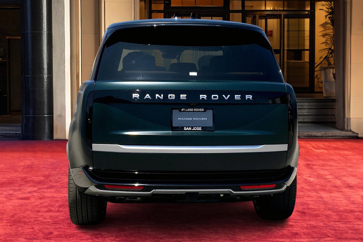 2025 Land Rover Range Rover Autobiography photo 4