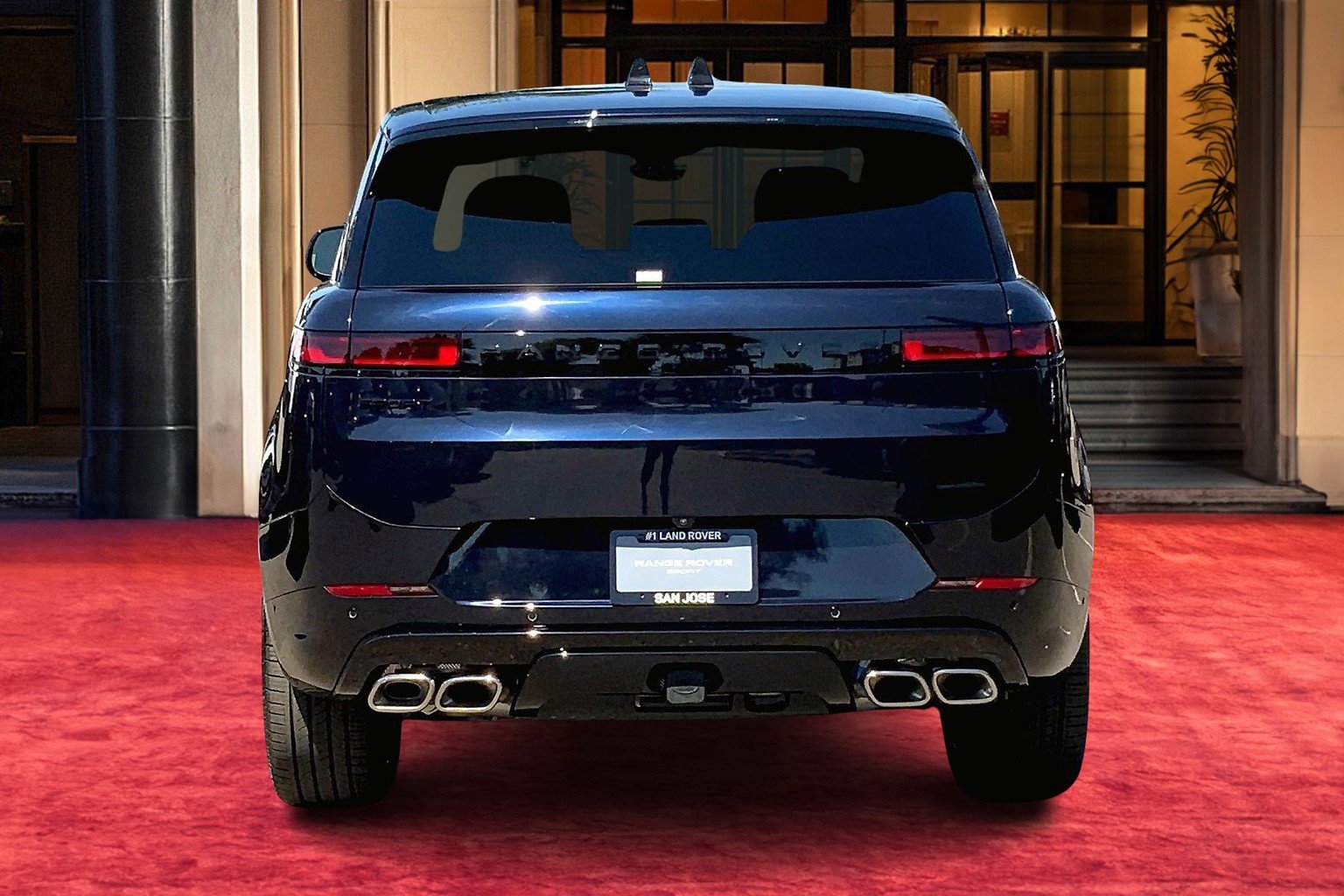 2025 Land Rover Range Rover Sport P530 Autobiography photo 4