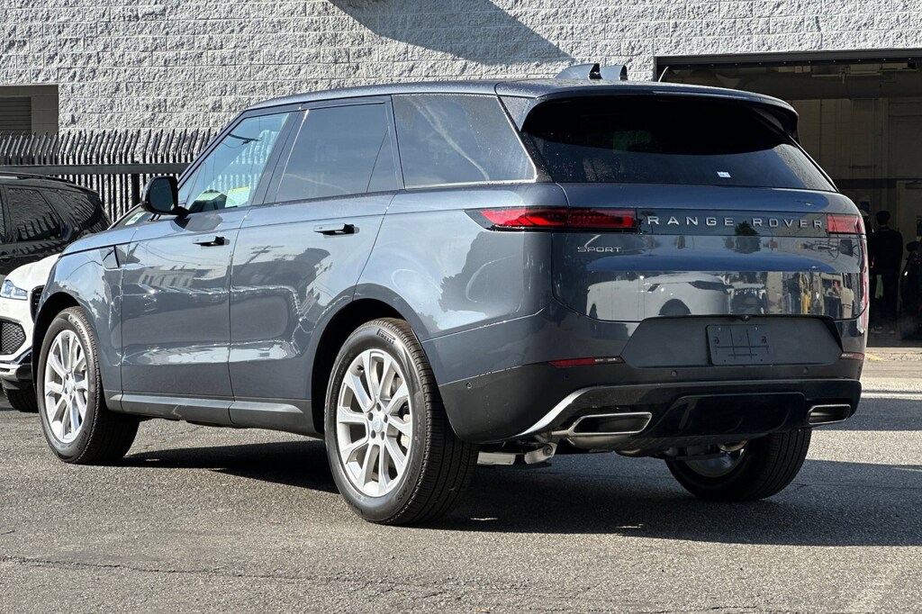 New 2025 Land Rover Range Rover Sport P360 SE SUV