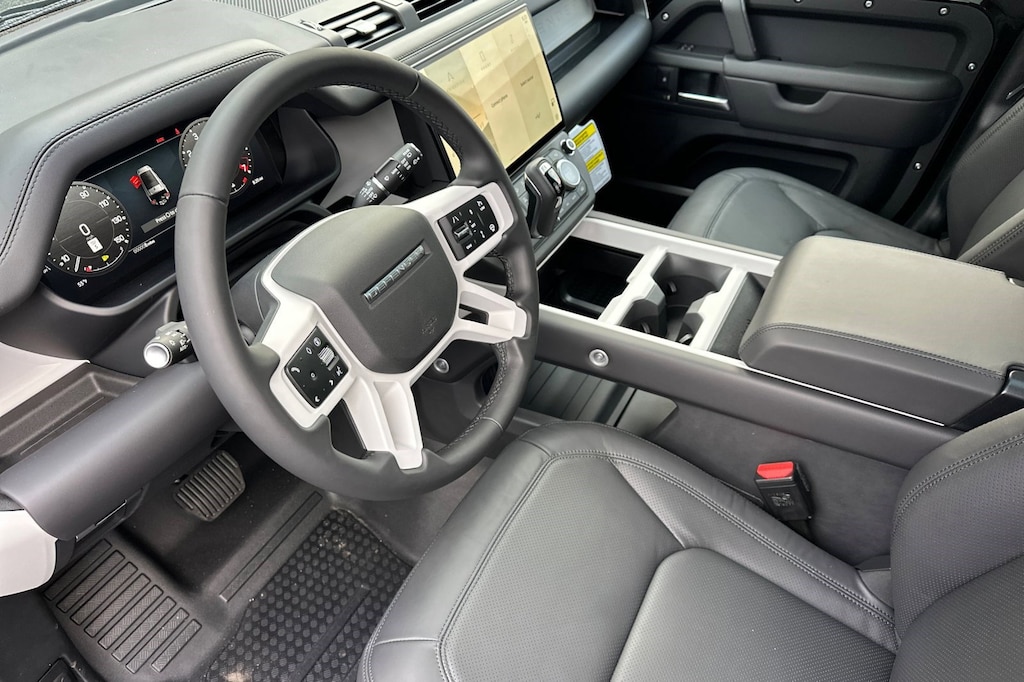 New 2026 Land Rover Defender 130 X-Dynamic SE SUV