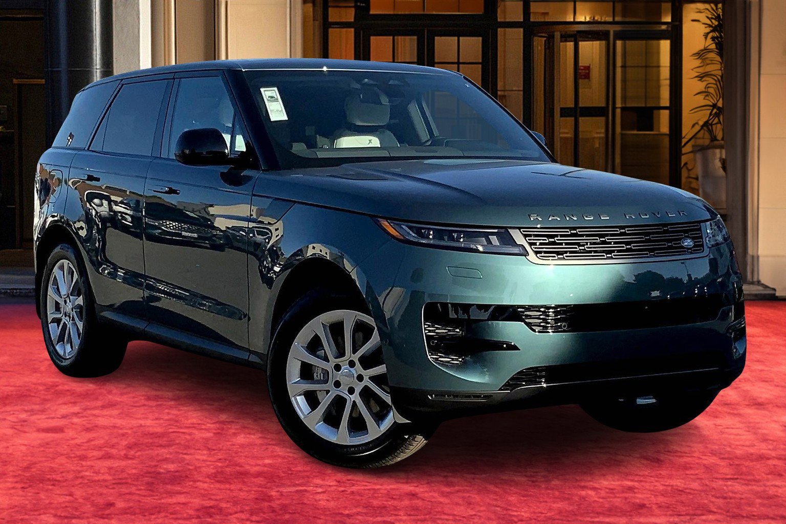 2025 Land Rover Range Rover Sport P360 S photo 2