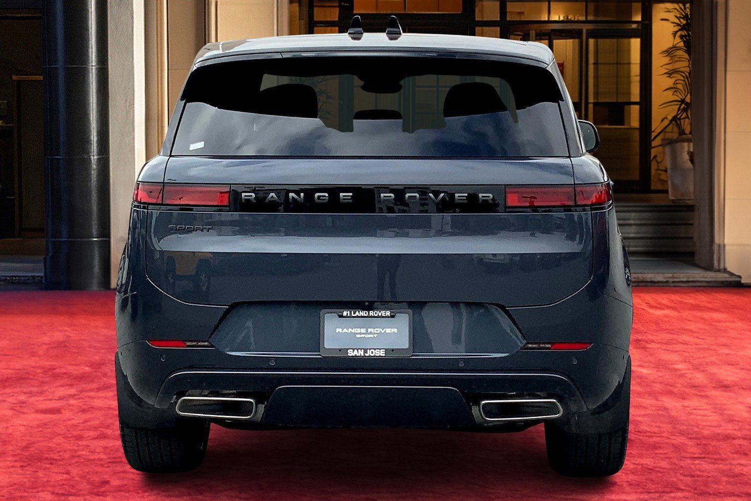 2025 Land Rover Range Rover Sport P400 Dynamic SE photo 2