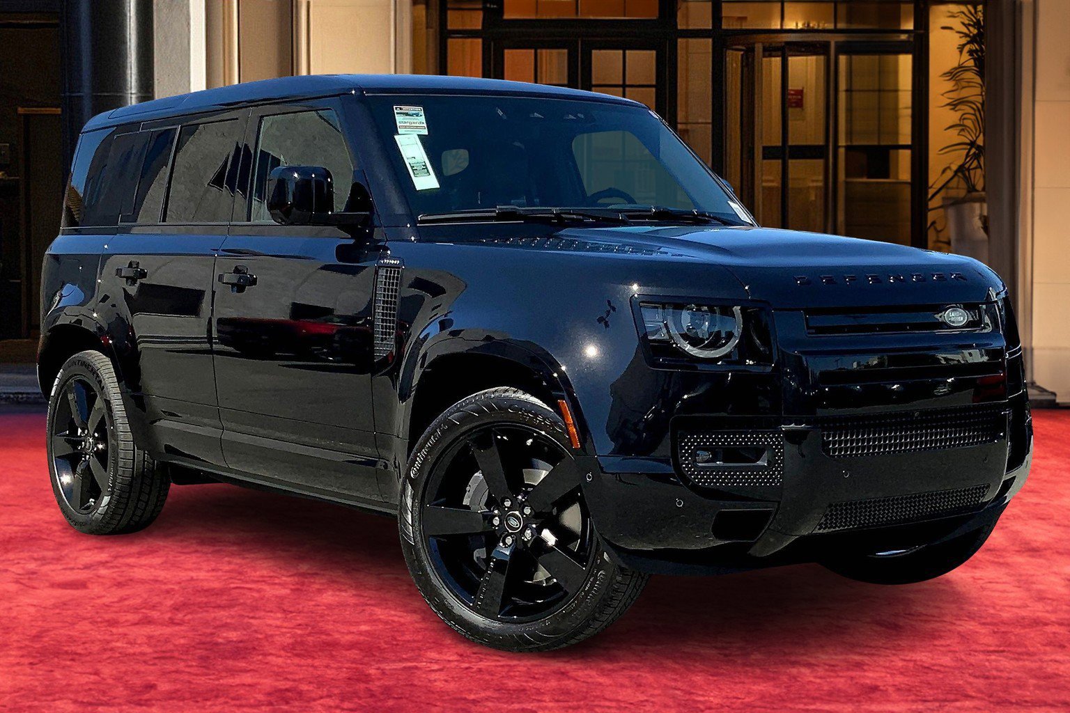 2025 Land Rover Defender 110 X-Dynamic SE photo 2