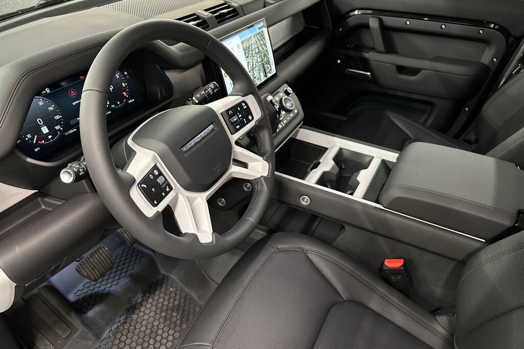 New 2025 Land Rover Defender 110 S SUV