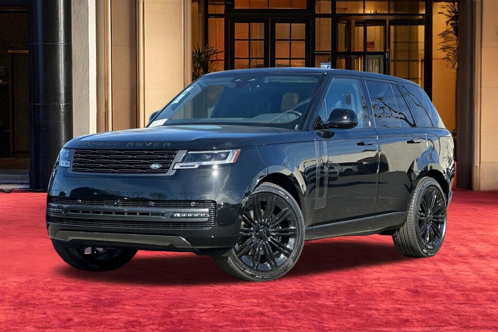 New 2026 Land Rover Range Rover P400 SE SUV