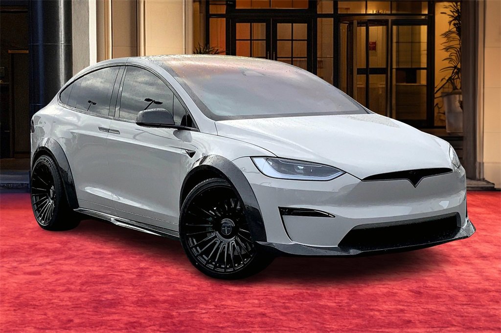 Used 2025 Tesla Model X Plaid with VIN 7SAXCBE67SF462268 for sale in Charlotte, NC