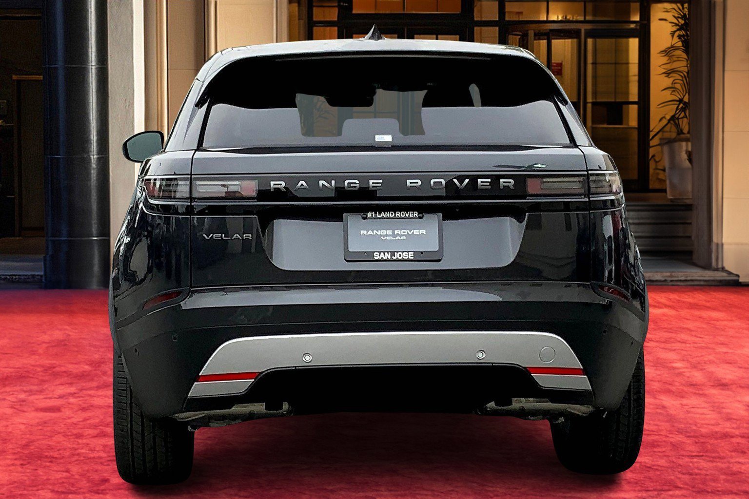 2025 Land Rover Range Rover Velar P250 S photo 4