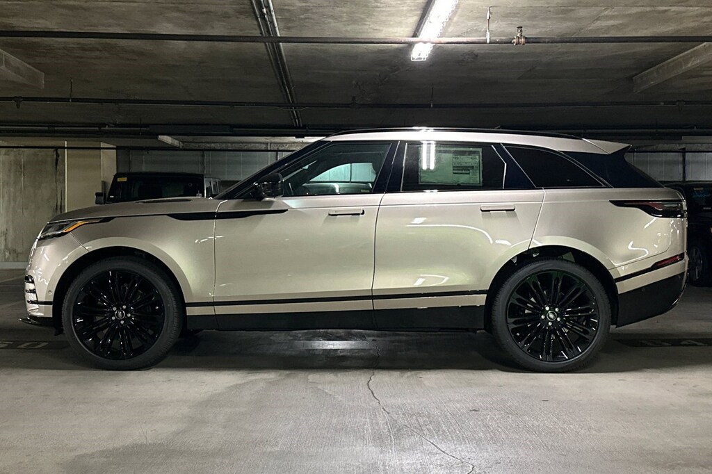 New 2026 Land Rover Range Rover Velar P250 Dynamic SE SUV