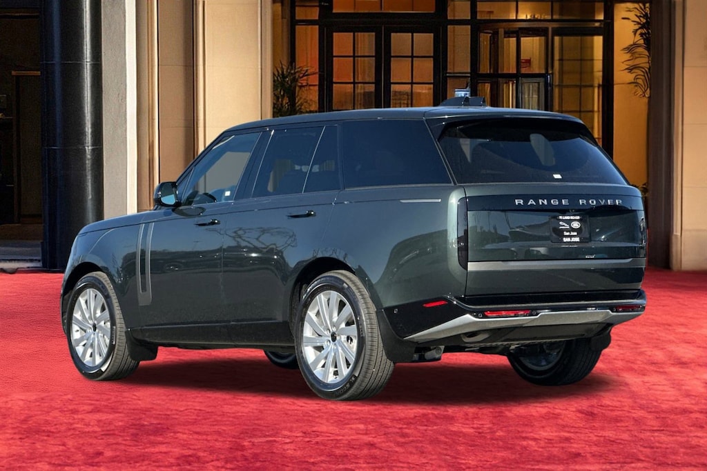 New 2026 Land Rover Range Rover P400 SE SUV