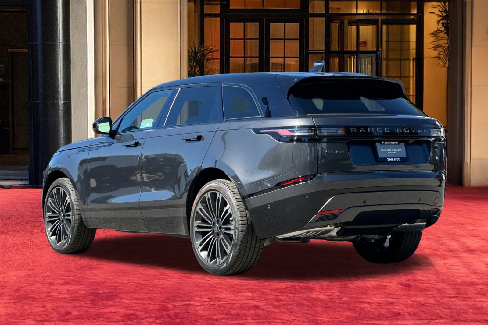 2026 Land Rover Range Rover Velar P400 Dynamic SE photo 2