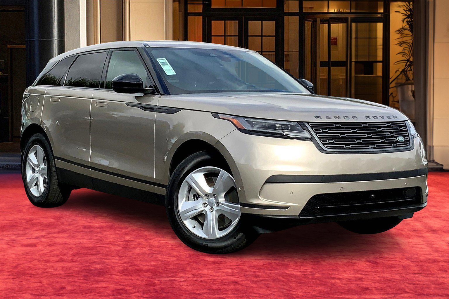 2026 Land Rover Range Rover Velar P250 S photo 2