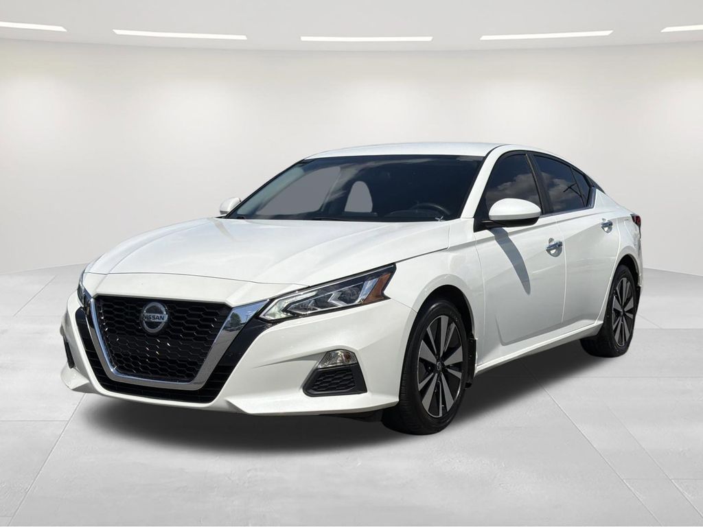 2021 Nissan Altima SV