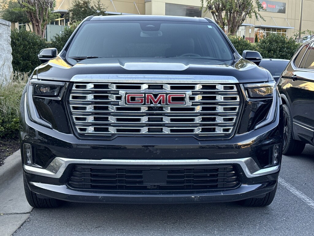 Used 2025 GMC Acadia Denali SUV